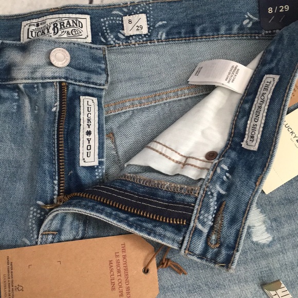 Lucky Brand Ladies Denim Blue Shorts Size 8/29 - Picture 2 of 6